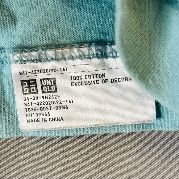 Uniqlo x KAWS UT Sesame Street Elmo Tee - Picture 3 of 5